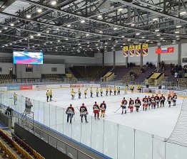 13 ноября на ледовой арене «Кристалл» МБУ «Мир спорта «Сталь» в рамках Подмосковной Хоккейной Лиги состоялся матч по хоккею с шайбой.